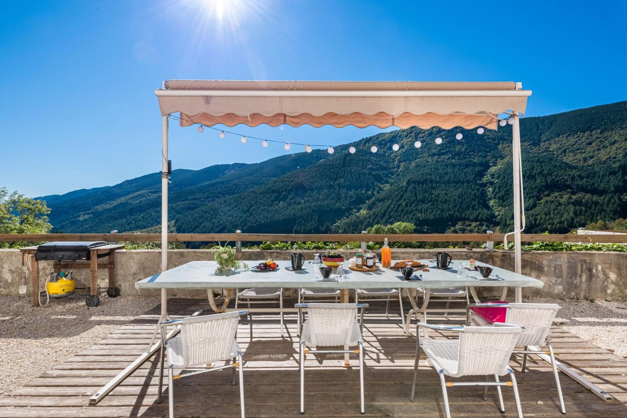 Les Chambres De La Ferme De Chalas Valgorge Exterior photo